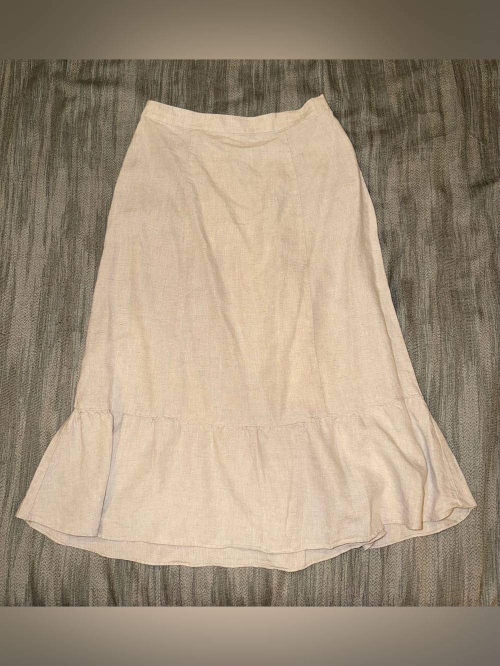 Aritzia Wilfred Light Beige Linen Midi Skirt with Ruffle Hem